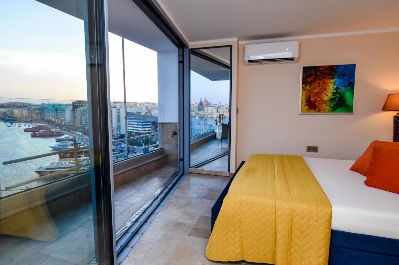 Unique Seafront Triplex Penthouse With Panoramic Bedroom & Rooftop Jacuzzi Overlooking Valletta Sliema Exterior photo